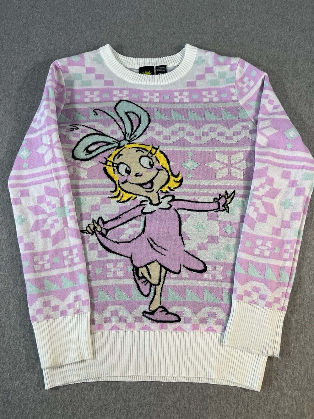 The Grinch Dr. Seuss Cindy Lou Who Nordic Print Pullover Sweater Women’s S
